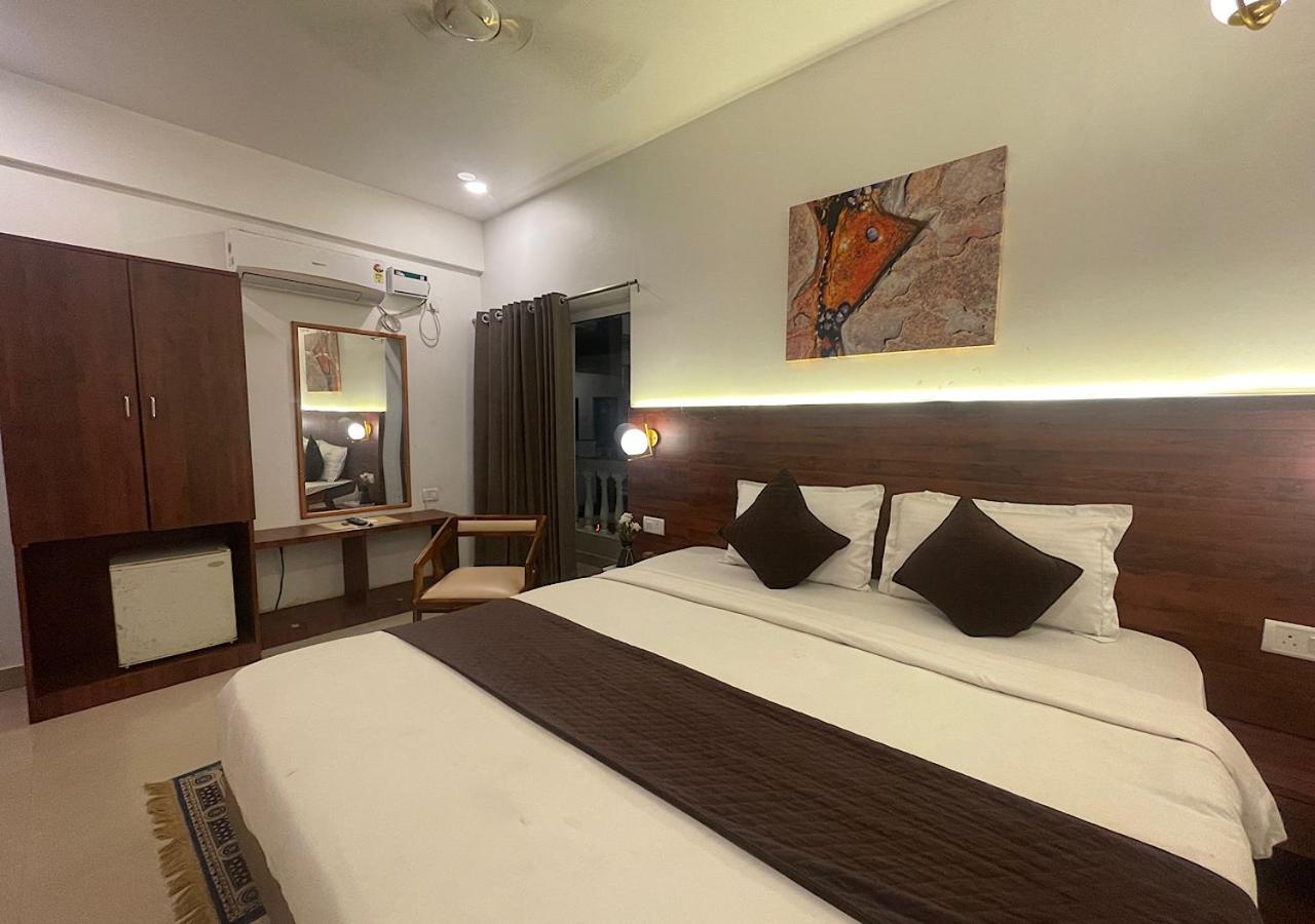 Baga Vista Hotel Bagian luar foto